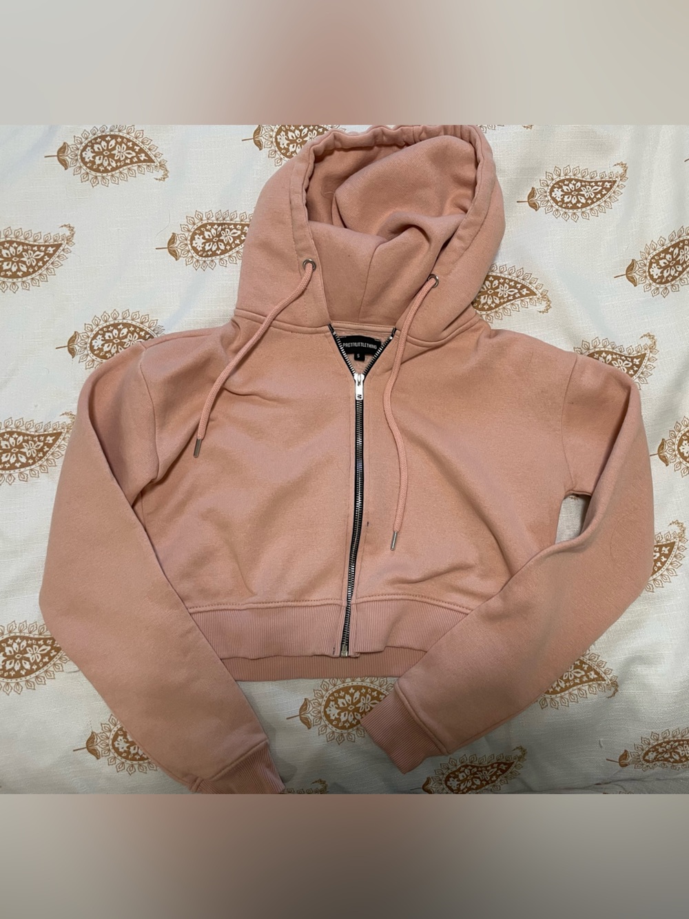 PrettyLittleThing Dusty Pink Cropped Zip-Up Hoodie
